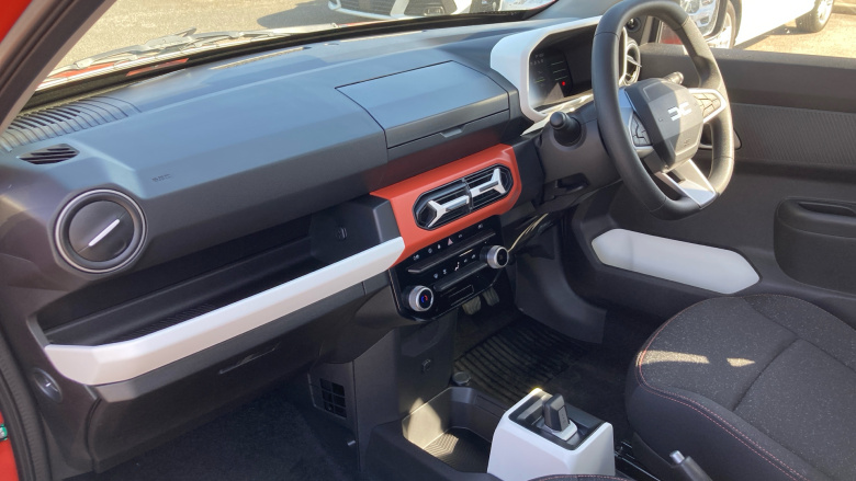 Dacia Spring 27kWh Expression 65 48kW 5dr Auto Electric Hatchback